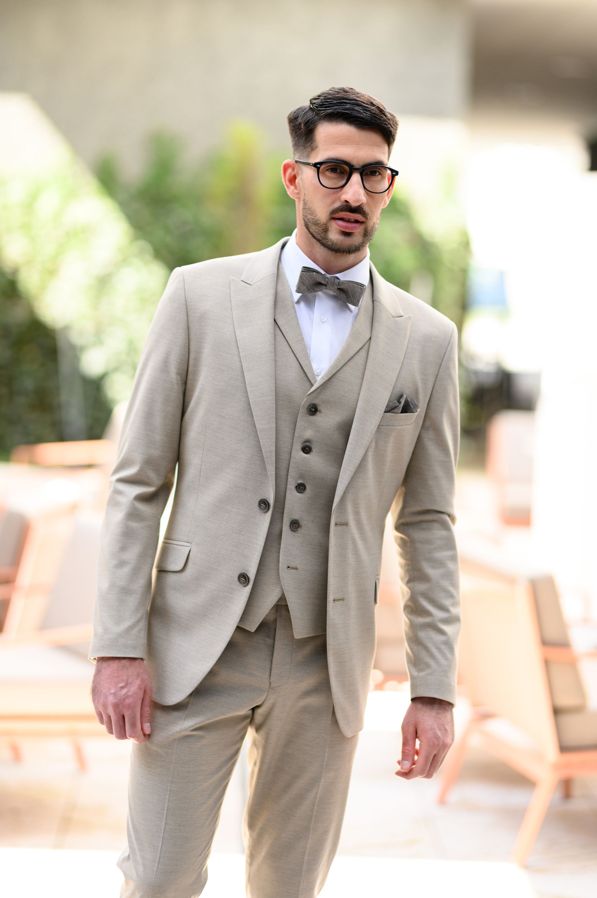 Alkalmi férfi ruha esküvőre