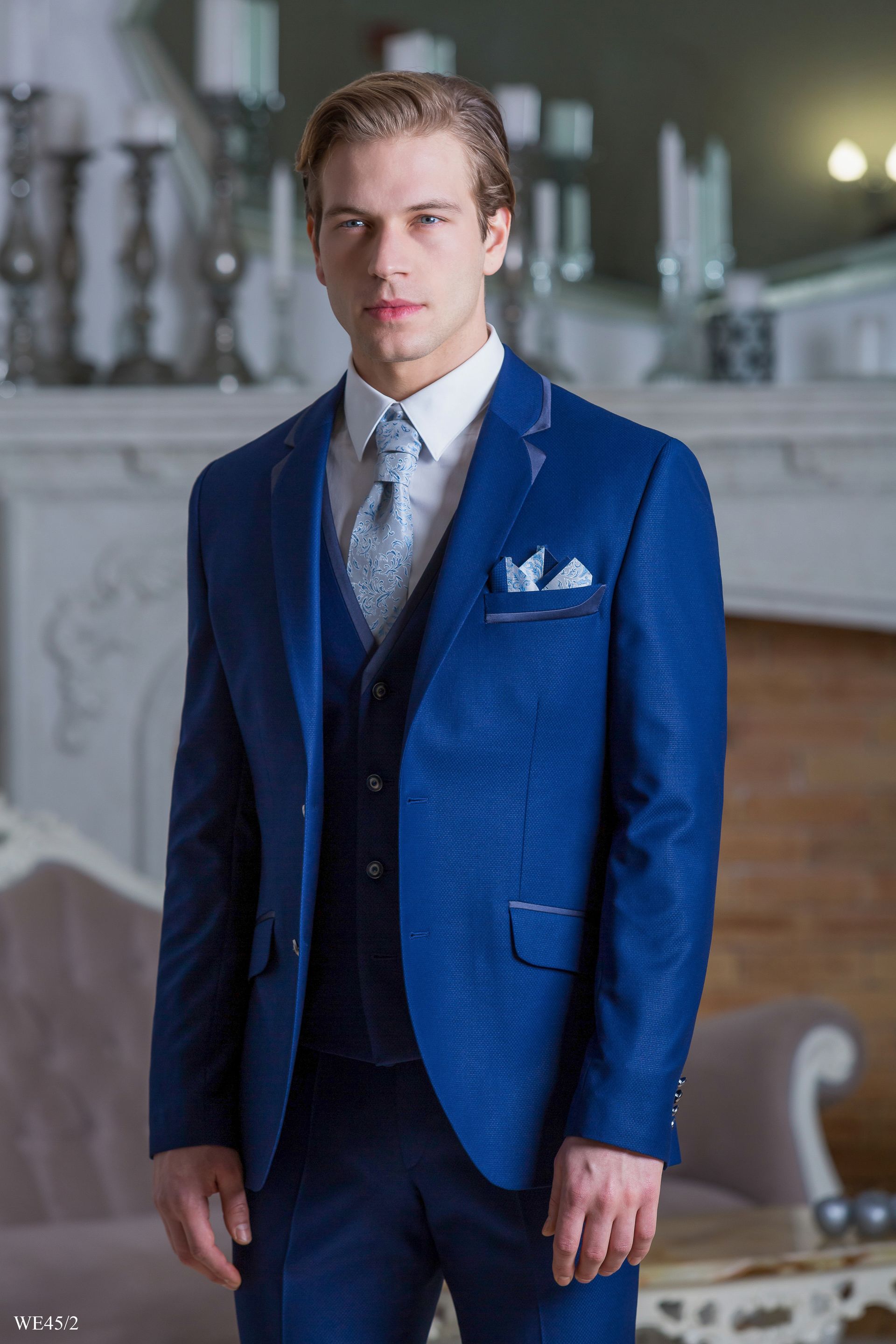 Elegáns alkalmi ruha