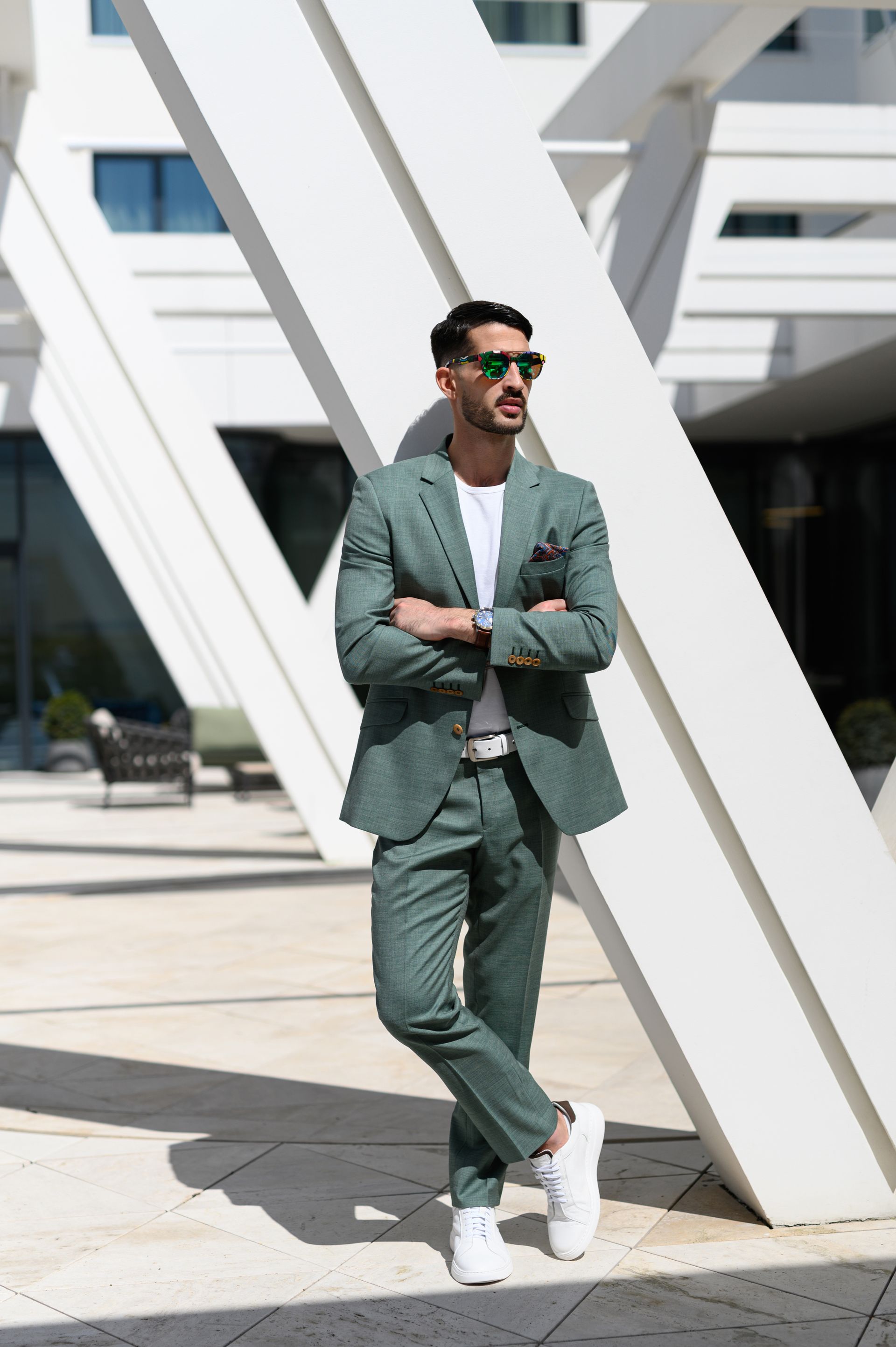 Zöld férfi öltöny szett a stílusos megjelenéshez
